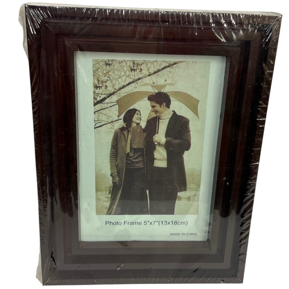 5x7 Plastic Dark Brown Picture Photo Frame NIP!